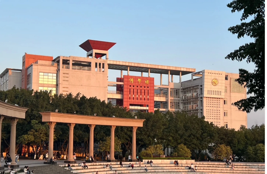 法学同等学力申硕首选院校推荐 — 西南政法大学，助你轻松拿下法学硕士学位